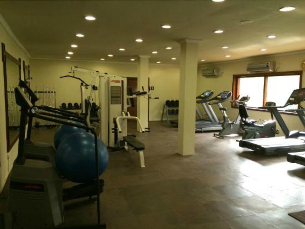 Taj Fort Aguada Resort & Spa, Goa Sinquerim Esterno foto The gym at the hotel